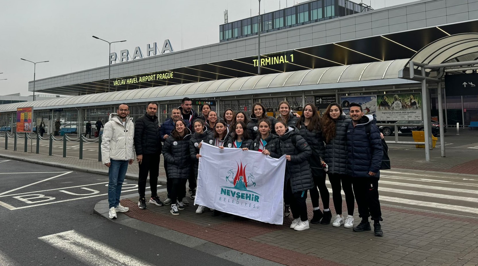 Nevşehir Belediyesi SK Kadın Sutopu Takımı Çekya’da